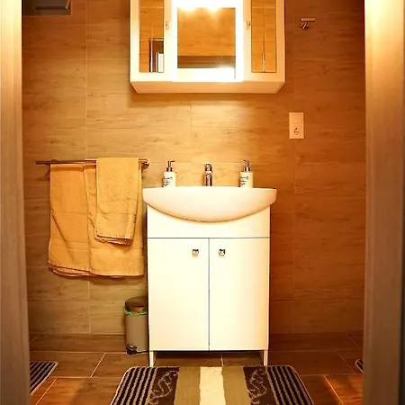 Frühstückspension Bacchus Pub Es Panzio