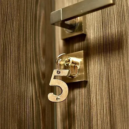 Bacchus Pub Es Panzio